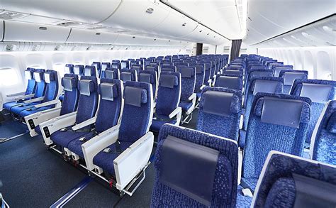 ana 777 economy